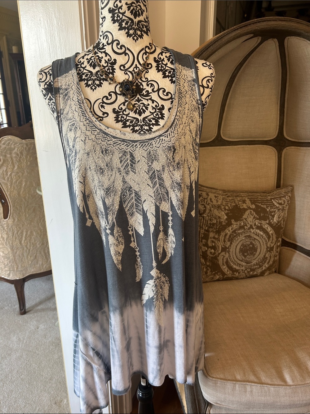 NWT Vocal Apparel Sleeveless Feather Print Tie-Dye Tunic with Metallics XL